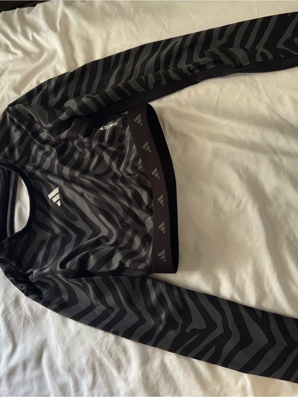 adidas Black & Dark Gray Zebra-Print Long Sleeve Crop Top